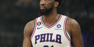 亚历山大篮球生涯璀璨：得分王、MVP、FMVP荣耀加冕